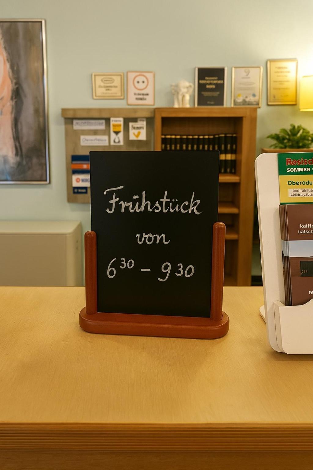 Hotel Am Laerchenberg I Fruehstueck, Wlan, Parkplatz Schirgiswalde-Kirschau Exterior foto